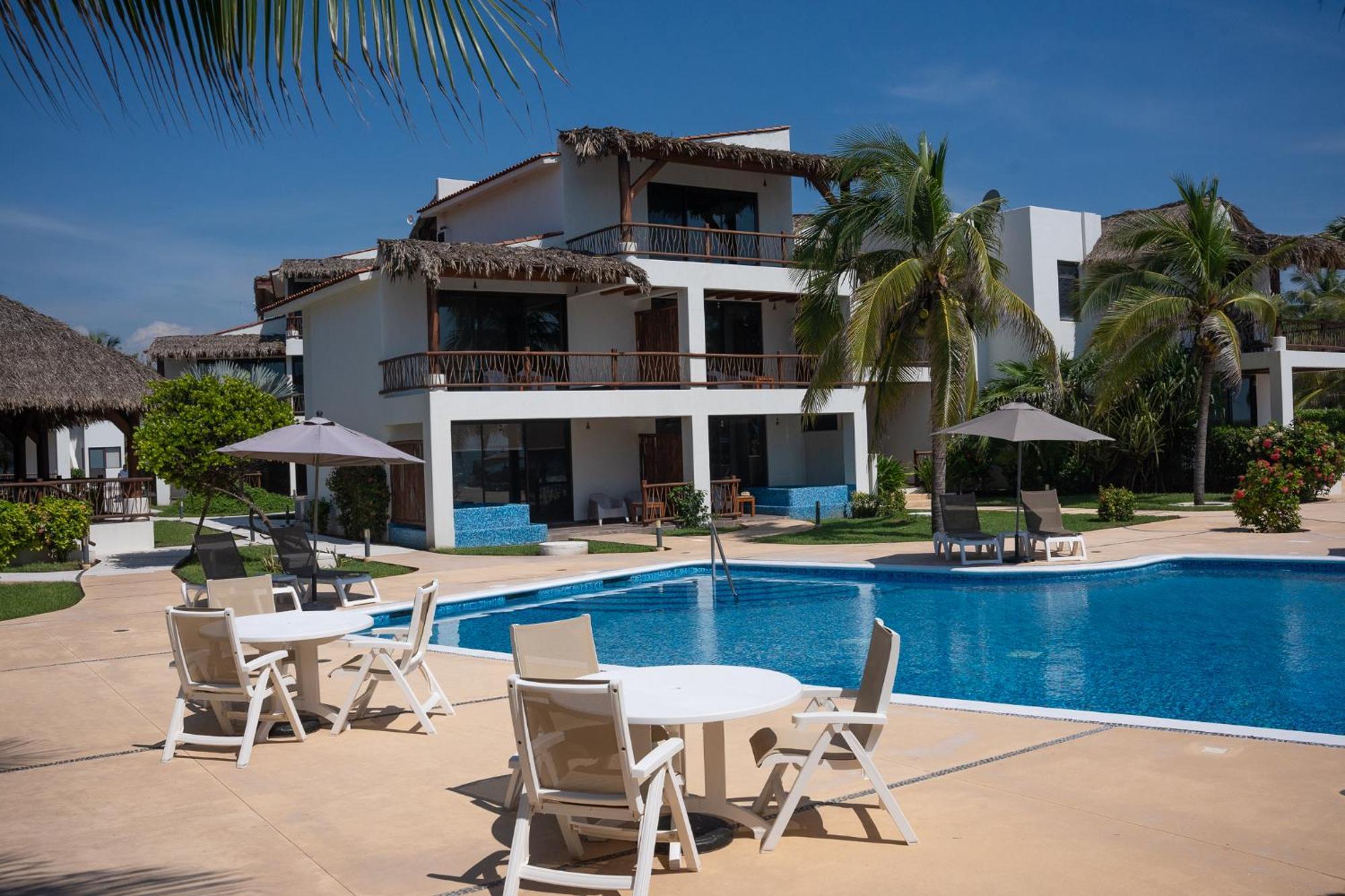 Hotel Portofino Barra de Potosi Екстер'єр фото