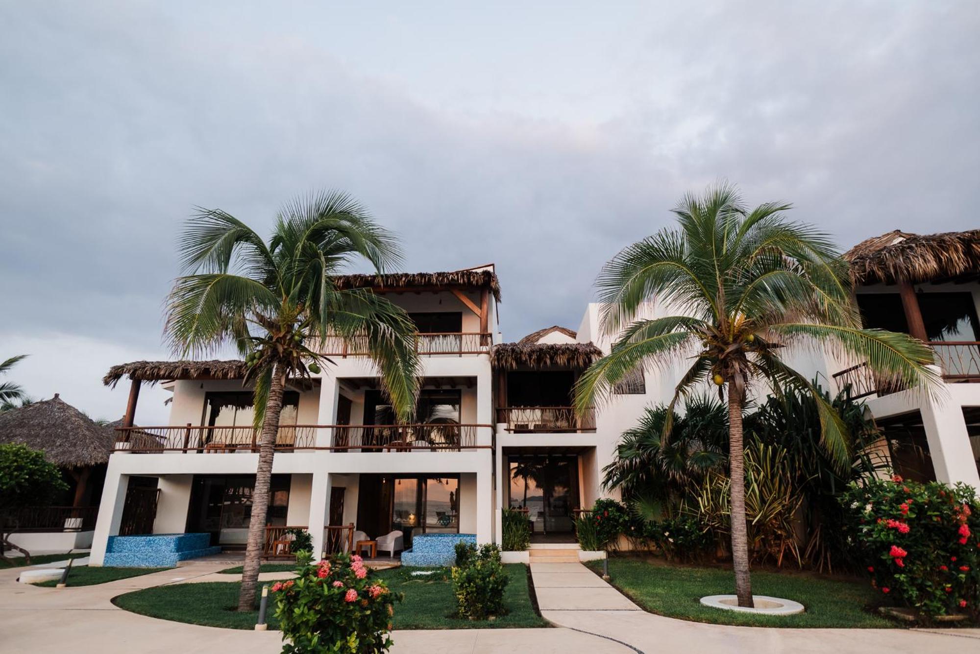 Hotel Portofino Barra de Potosi Екстер'єр фото